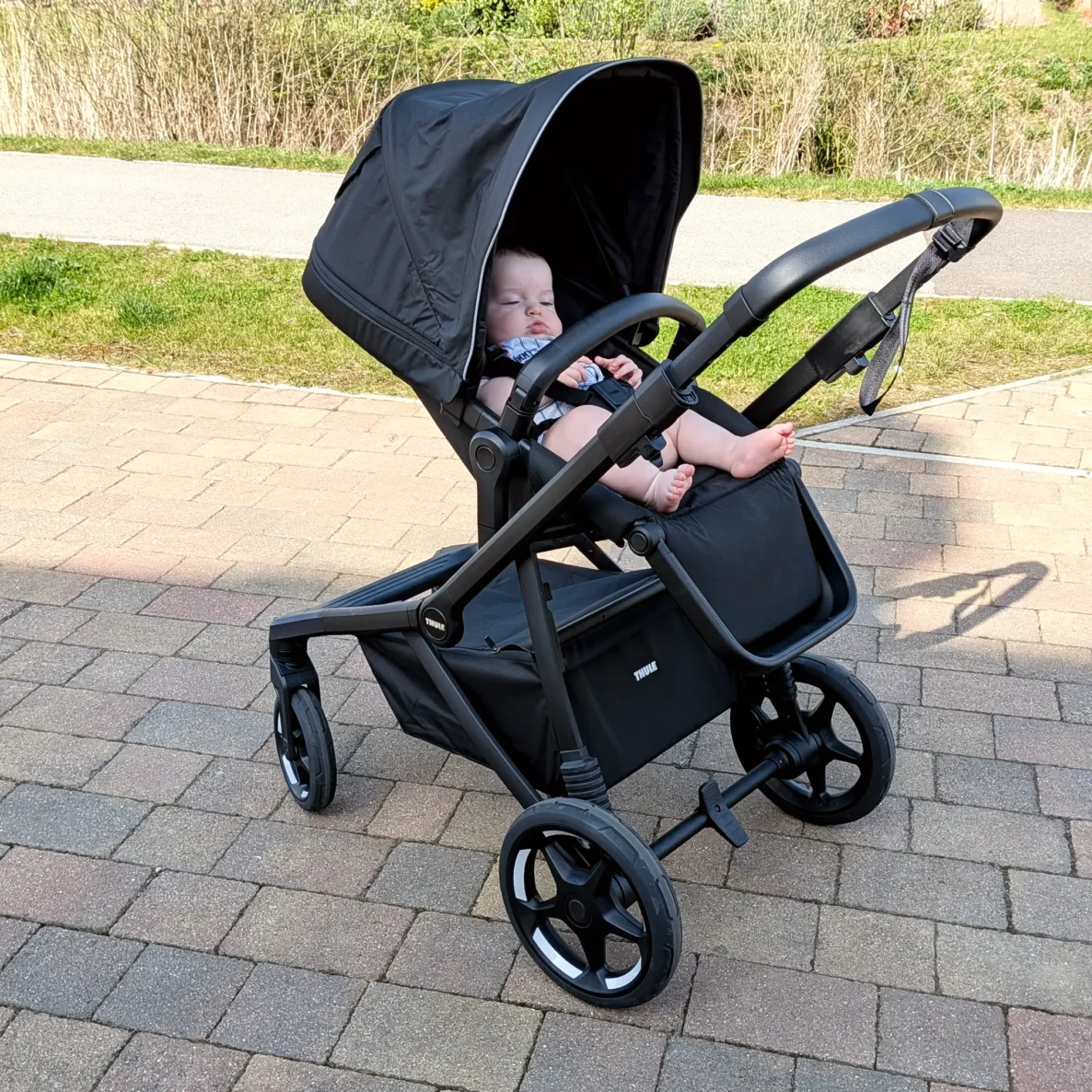 Thule Sleek 2 parent facing